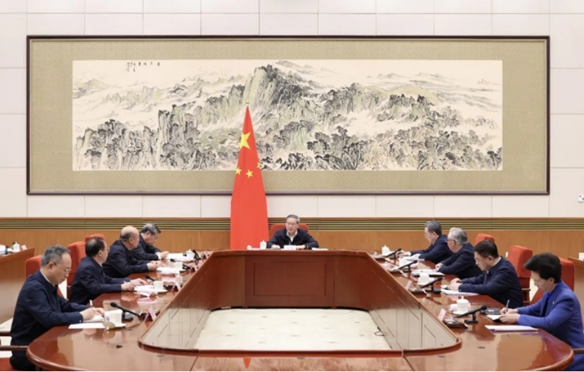 國務院總理李強：因地制宜開發(fā)地熱能，促進新能源集成融合開發(fā)-地大熱能